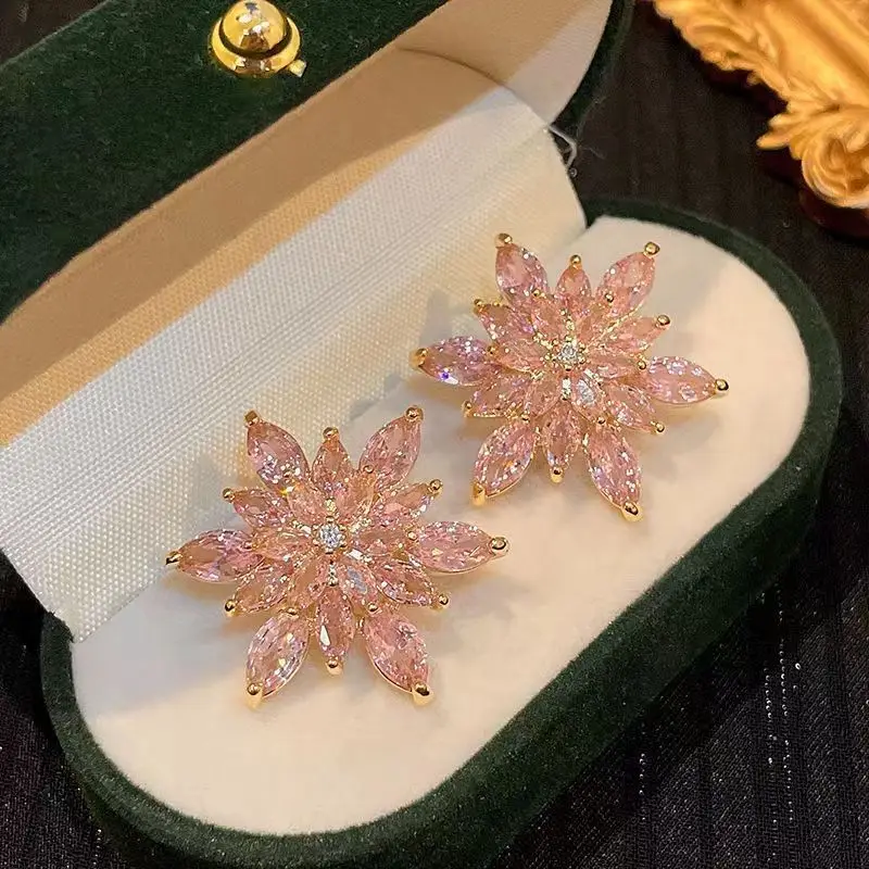 Shiny Multicolor Crystal Flower Stud Earrings Snowflake Earrings Elegant Unique Party Wedding Jewelry Gift Pendiente Mujer