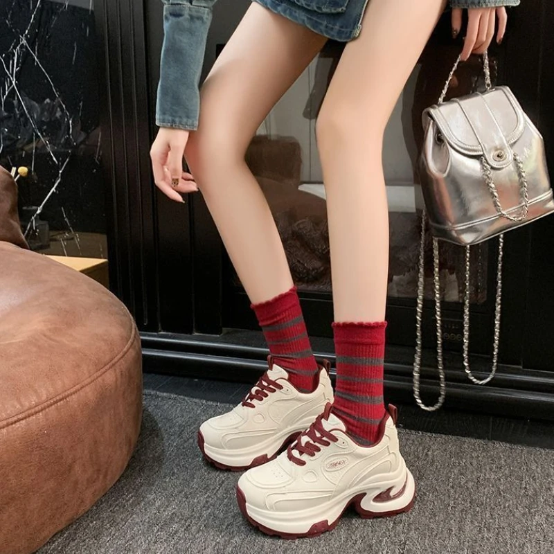 

Women Height Increasing Platform Thick Sole Dad Shoes For Petite 2025 Spring Hot Selling Versatile Casual Sports Retro Sneakers