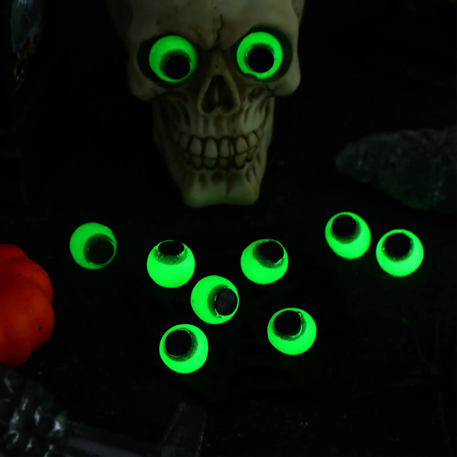 24pcs Glowing Eyeball Horror Simulation Eye Balls For Halloween Party Favor Trick Props Fake Eyes Accessories Novelty Gag Gift