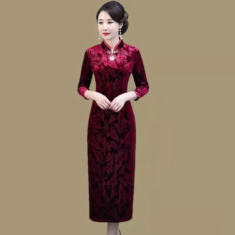 

Винтажное платье Cheongsam с воротником-стойкой, весеннее золотое бархатное платье для женщин среднего и пожилого возраста, платье средней длины JJ187