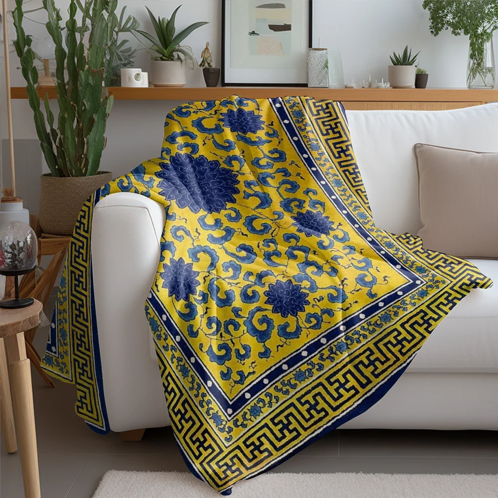 Turkish Kilim Vintage Ethnic Pattern Flannel printed blanket suitable for all seasons suitable for living office sofa and travel