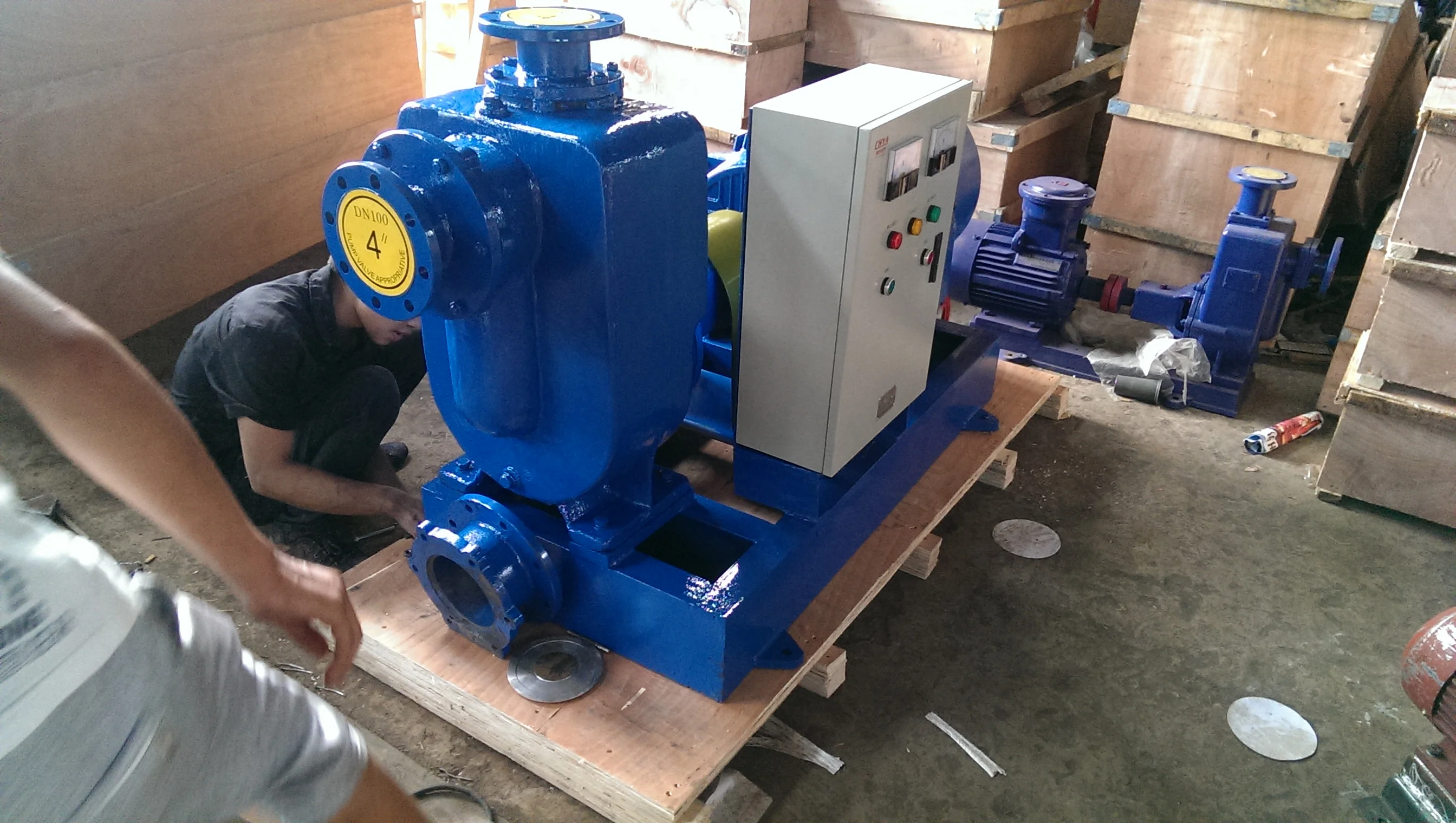 Pompa centrifuga per acque luride ad acqua pulita con autoaspirazione orizzontale con accoppiamento diretto per piscine di rifiuti liquidi