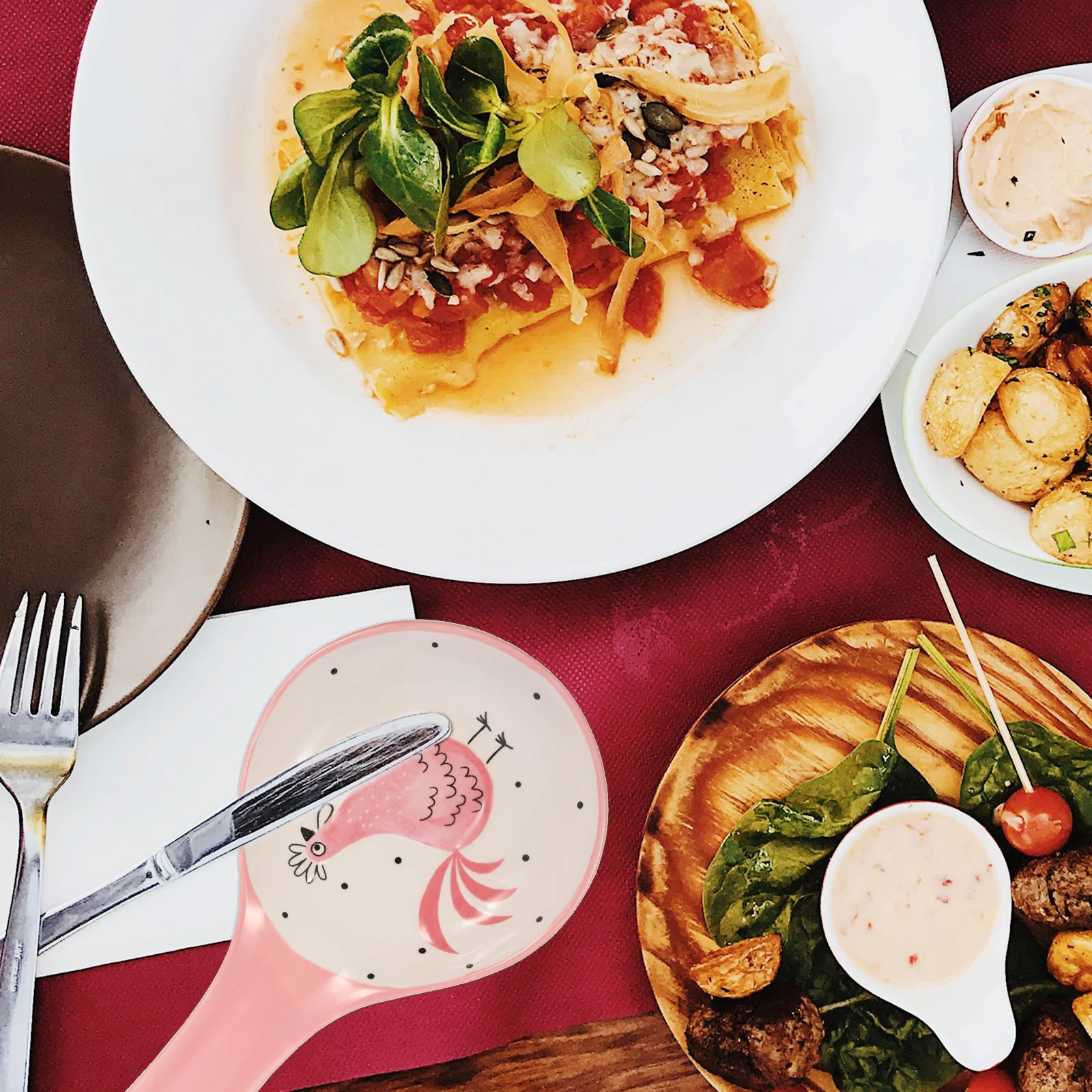 

Ceramic Scoop Holder Spoon Rest Compact Small Size Kitchen Supplies Ladle Holder Household Gadgets Dining Table