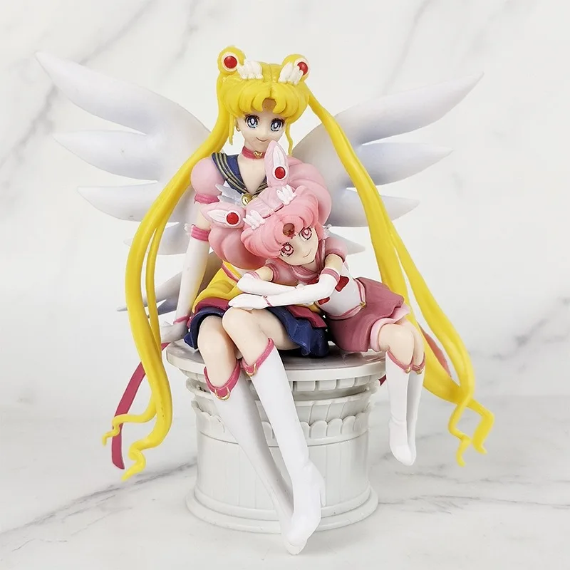 Pretty Guardian Sailor Moon Anime Figure Tsukino Usagi giocattoli modello Action Figures Collezione di statue decorazione Ciondolo Regali per bambini