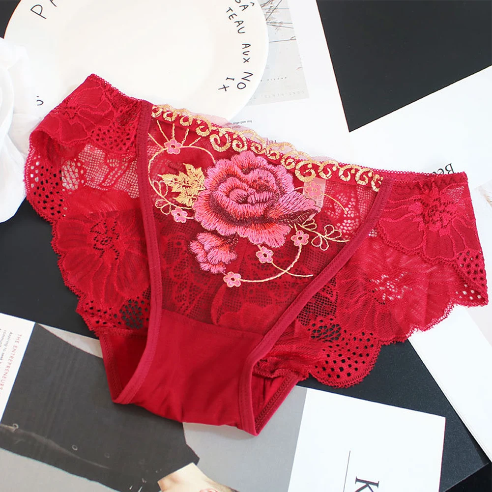 Eye Catching Seamless Underwear for Women Elegant Lace Design Panties Knickers Skin Friendly See Though Briefs for Everyday Wear