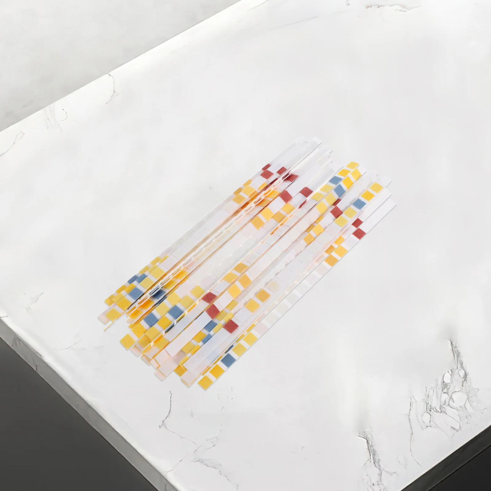 

50Pcs Water Quality Test Strips Multi-Functional Drinking Water Quality Test Kit Household Pool Spa Fish Tank Hardness Lead