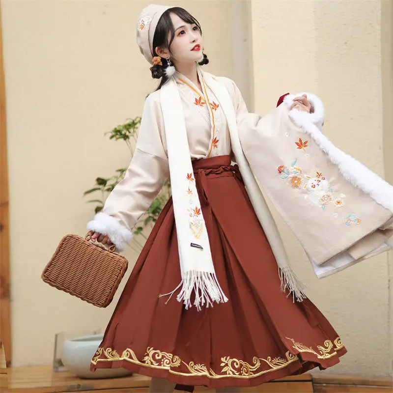 Han Xu Song Han Costume Women's Winter Han Element Suit Maple Flower Snow Rabbit Long Bulb Daily Mamianqun New Year Dress