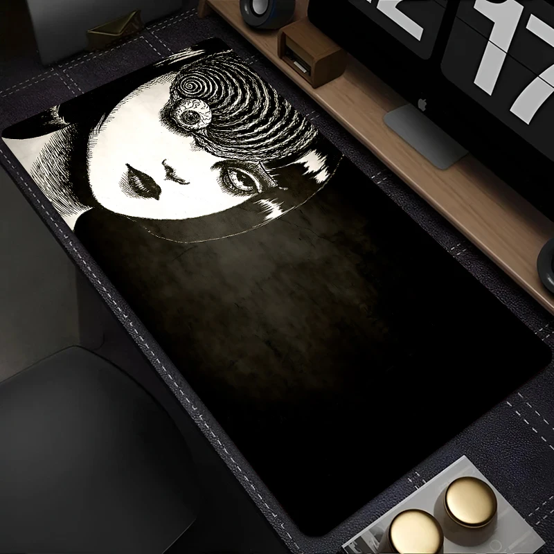 

XXL Black and white mousepad gaming keyboard pads large cute high-definition desk pad player Junji Ito horror anime Keyboard mat