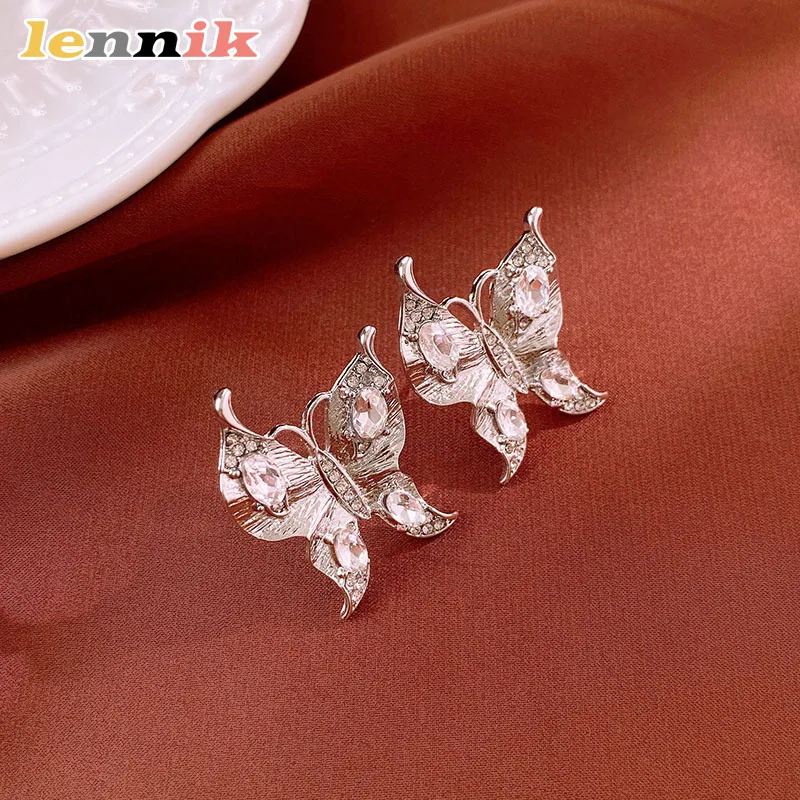 LENNIK أقراط على شكل فراشة مرصعة بالألماس بإبرة فضية، ترصيع عالي الجودة عبر الحدود، مجوهرات كلاسيكية فريدة من نوعها