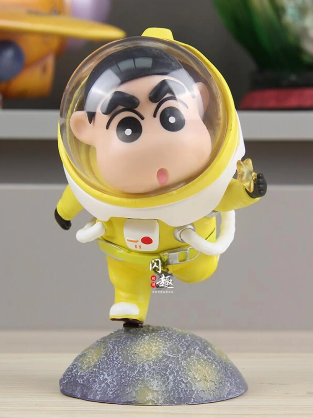 17cm Astronaut Crayon Shin chan Handmade GK Cute Q-Version Doll Car Case Ornament Trendy Toy Gift Anime Periphery Action Figures