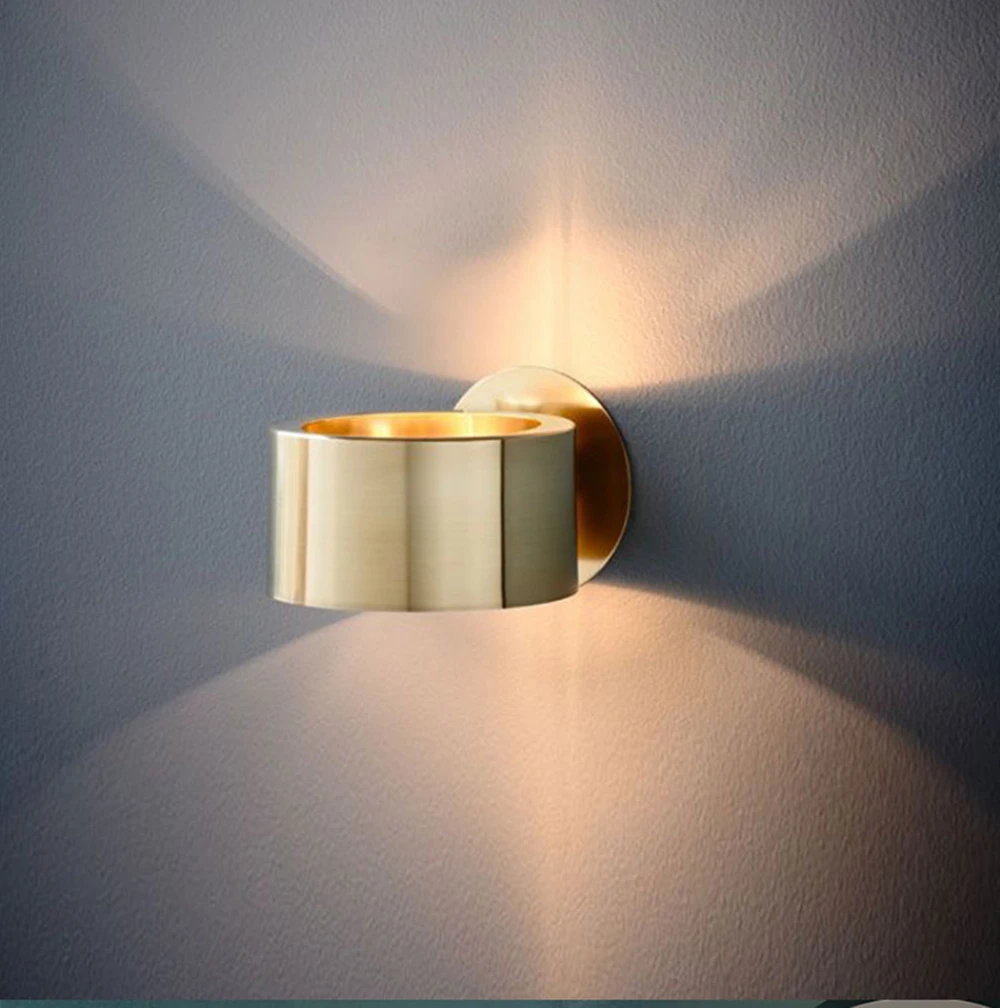 

American style minimalist light luxury living room wall lamp, coffee shop, clothing store, aisle small wall lamp