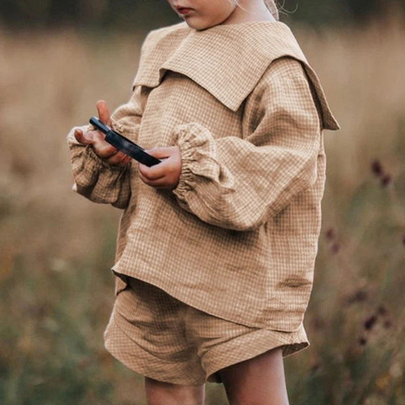 Girls' Cotton-Linen Plaid Shirt Retro England Style Large Collar Long-Sleeve Shirts Casual Tops Autumn Children Clothing