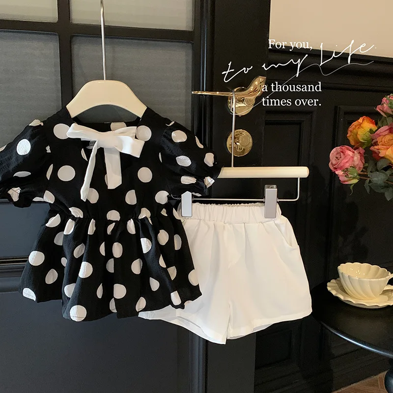 

Baby Girl's Summer Fashion Dotted Suit Children's Fashion Backless Top+Solid Color Shorts Two-Piece Set