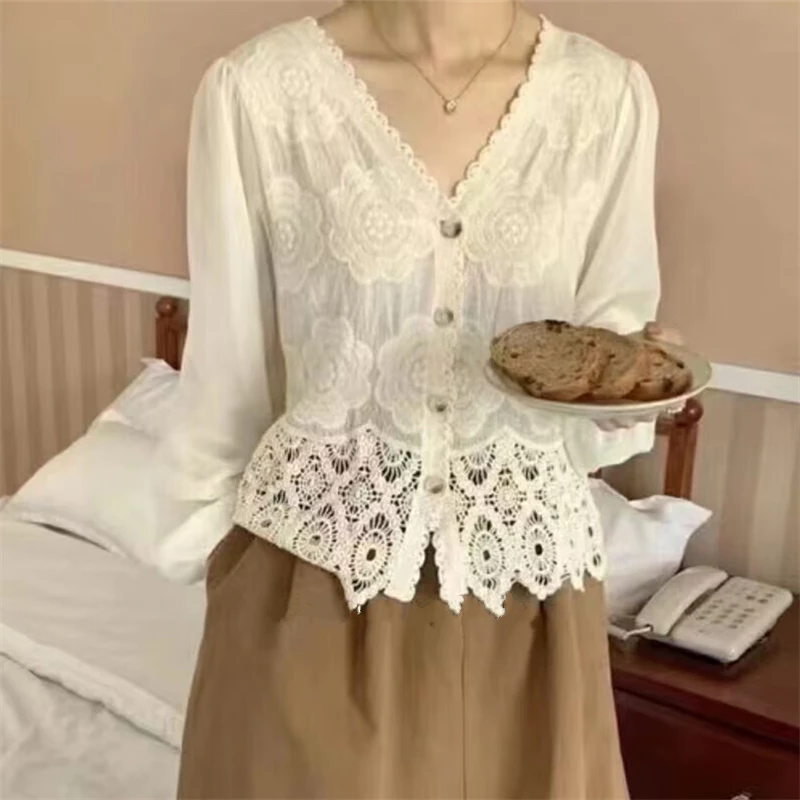 REALEFT 2024 New Lace Crochet Women\'s Blouses Spring Summer Korean V-Neck Long Sleeve Single Breated Short Shirts Female