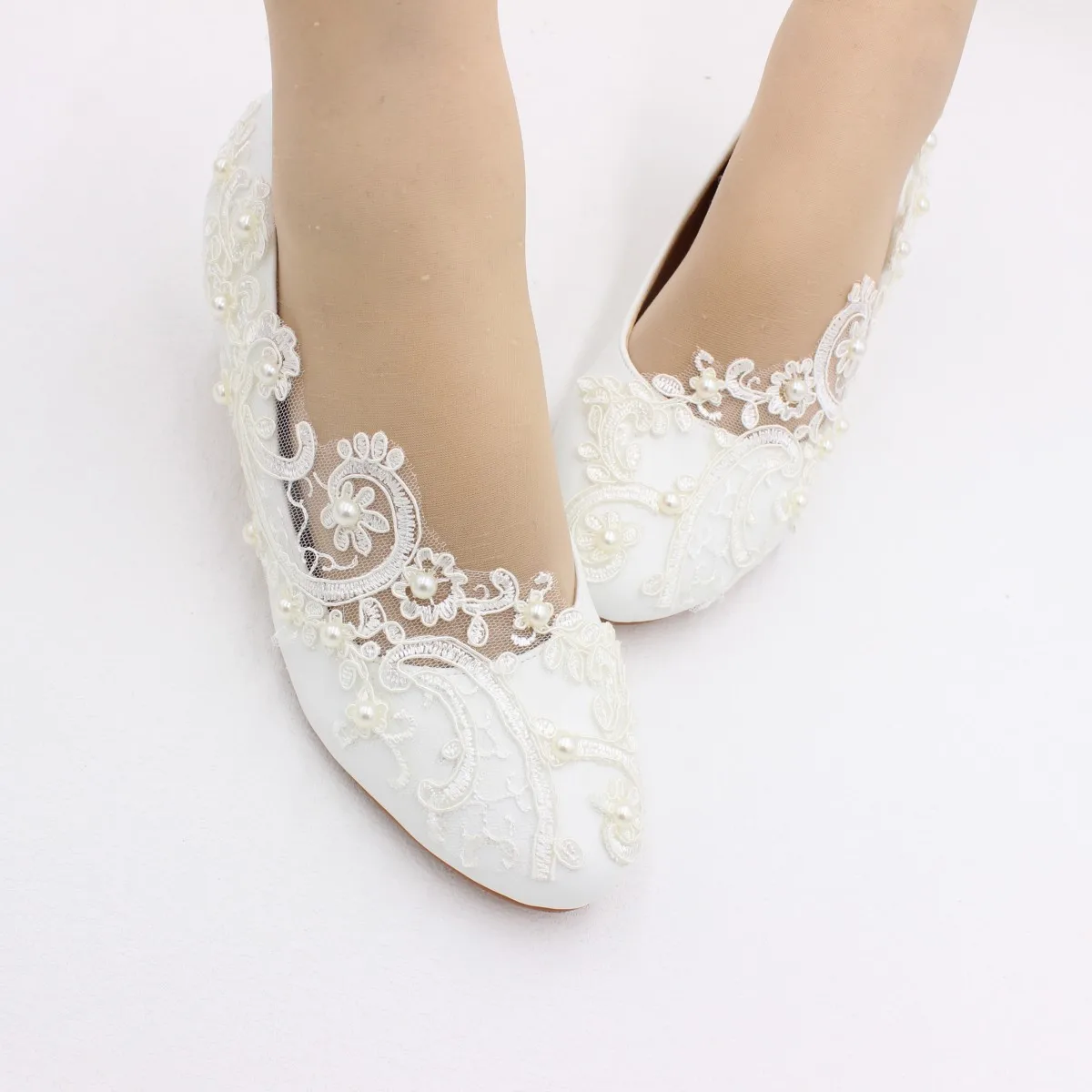 White lace large size women\'s shoes Bride wedding shoes Low heel bridesmaid shoes 3 heel height options BH2203A