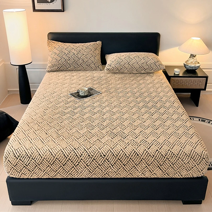 Warm Fitted Sheet Velvet Mattress Cover Double Bed Cover Winter Mattress Protector Queen King Bed Linens (Pillowcase Need Order)