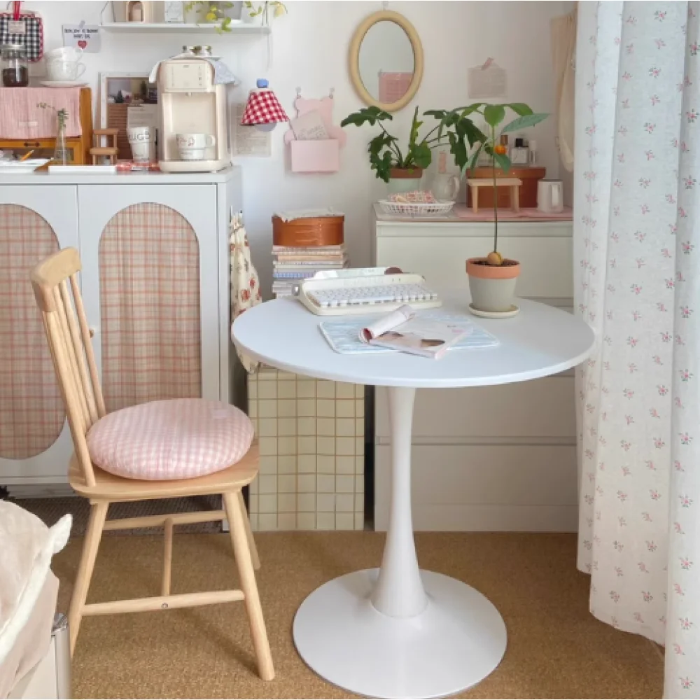 White Tulip Round Table: MDF Top Steel Base Kitchen/Coffee Table 24 Inch (Prime Big Deal Days)