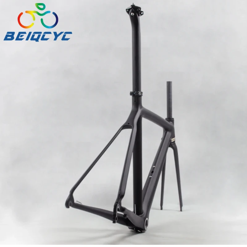 700c Durable and lightweight T1000 Carbon road bike frame Di2 And Mechanical Both   V-Brake Max 23C endurance road bike frame