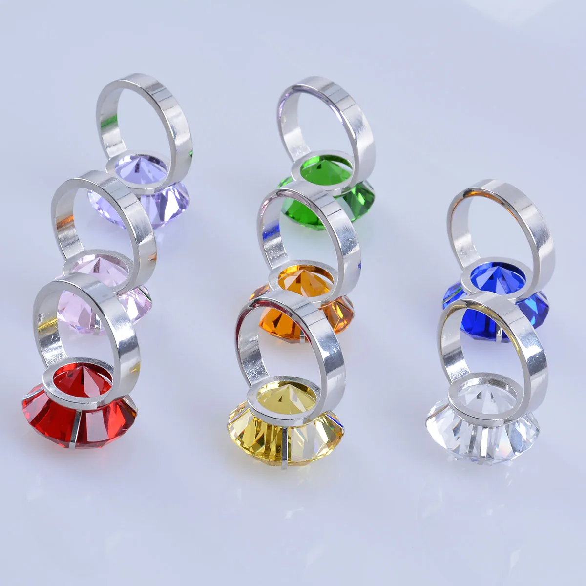 40MM Color Crystal Diamond Glass Napkin Ring Dinning Cloth Sliver Metal Napkin Holder Party Wedding Table Home Decor