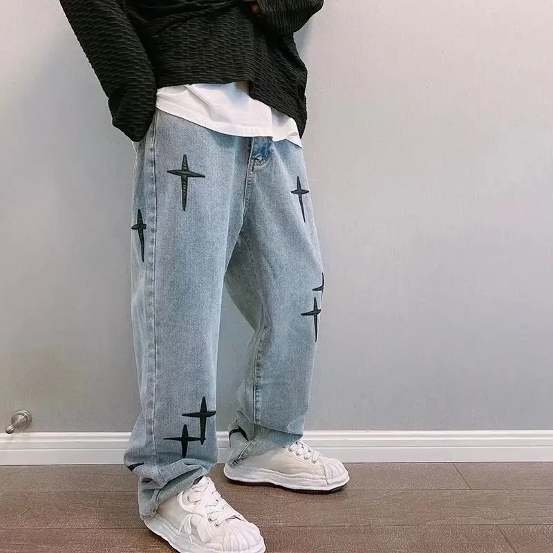 2022 Vibe Style Cross ricamo Retro lavato uomo Jeans larghi pantaloni Hip Hop Distressed pantaloni Vintage in Denim Pantalons Capris