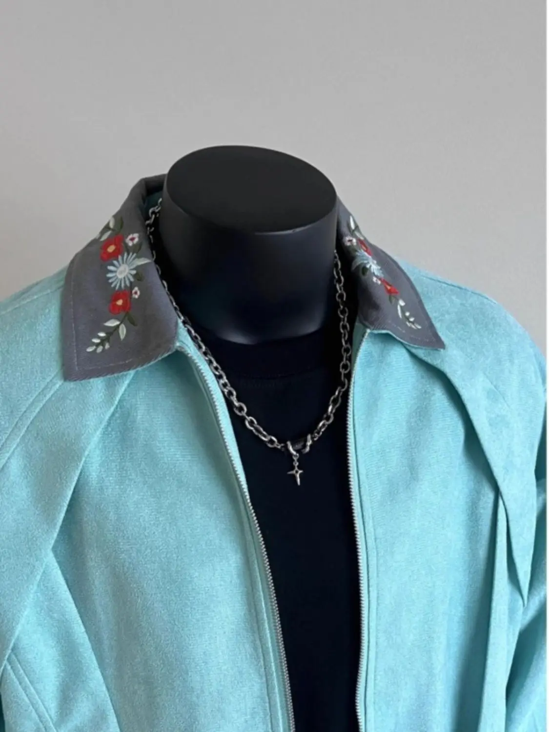 

Мужская куртка в американском ретро-стиле с вышитым воротником, дизайнерская, с цветовыми блоками, в стиле рабочей одежды, свободного кроя, из полиэфирного волокна