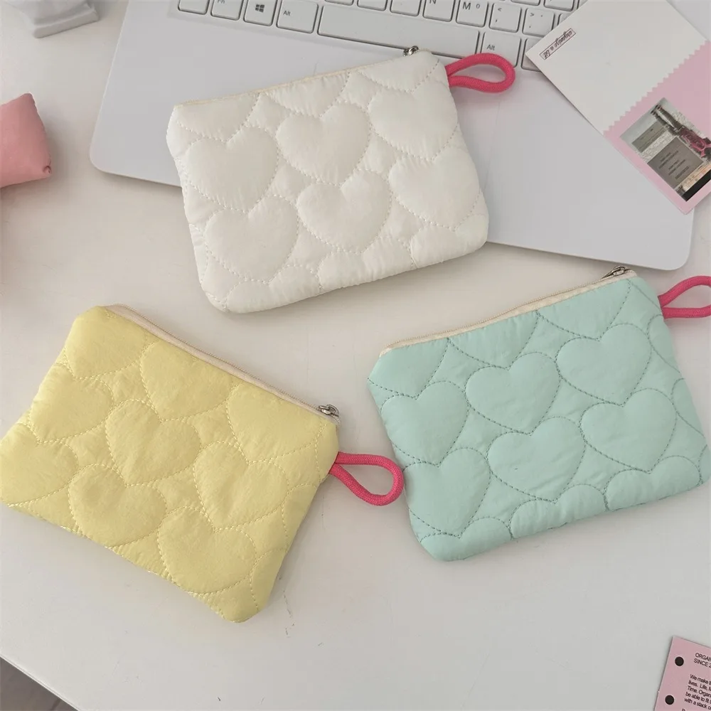 Простой стеганый кошелек для монет с сердечком, легкие мини-клатчи, женские сумки ярких цветов