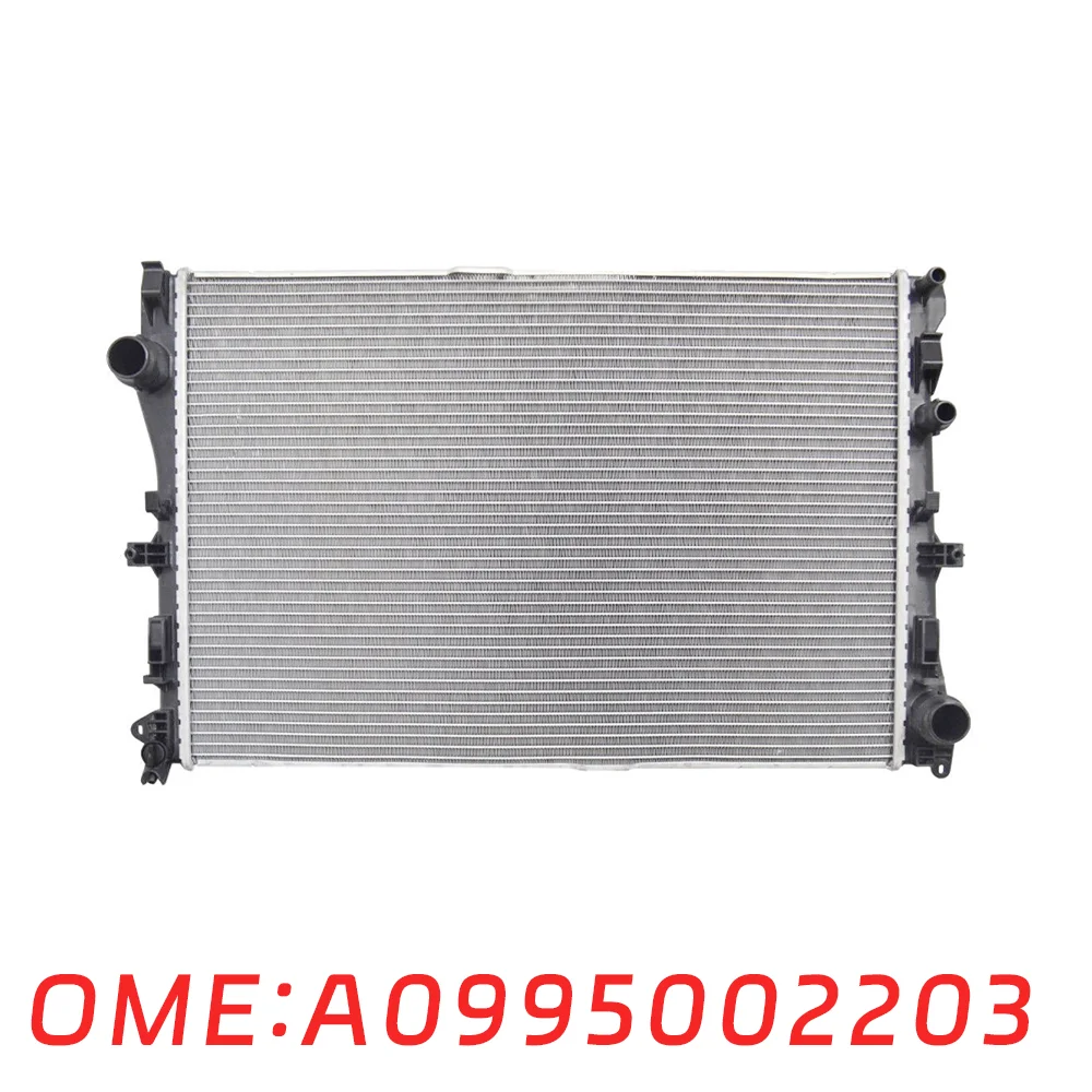 Suitable for Mercedes Benz W205 W213 W238 C220 water cooler cryogenic cooler water tank A0995002203 coolant radiator auto parts