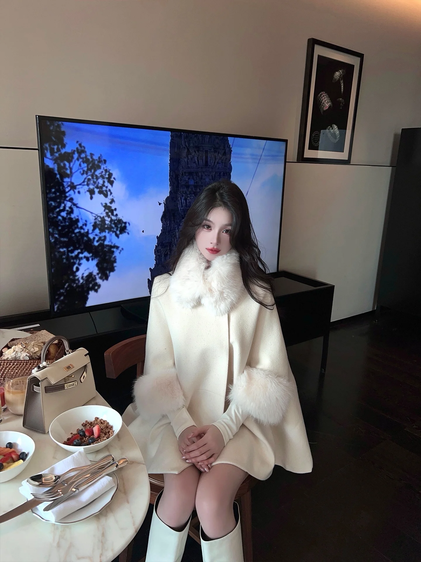 

FairyJiang Winter New Eco-friendly Fur Collar Thiened Cotton Women's Coat Ele Woolen Cloak Outerwear in Pure Color