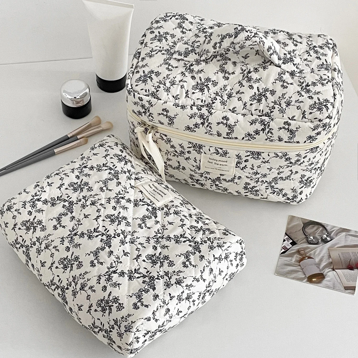 1pcs Cotton Black Flower Women Cosmetic Bag Fabric Storage Bags Small Big Capacity Travel Organzier Pouch Women Makeup Case
