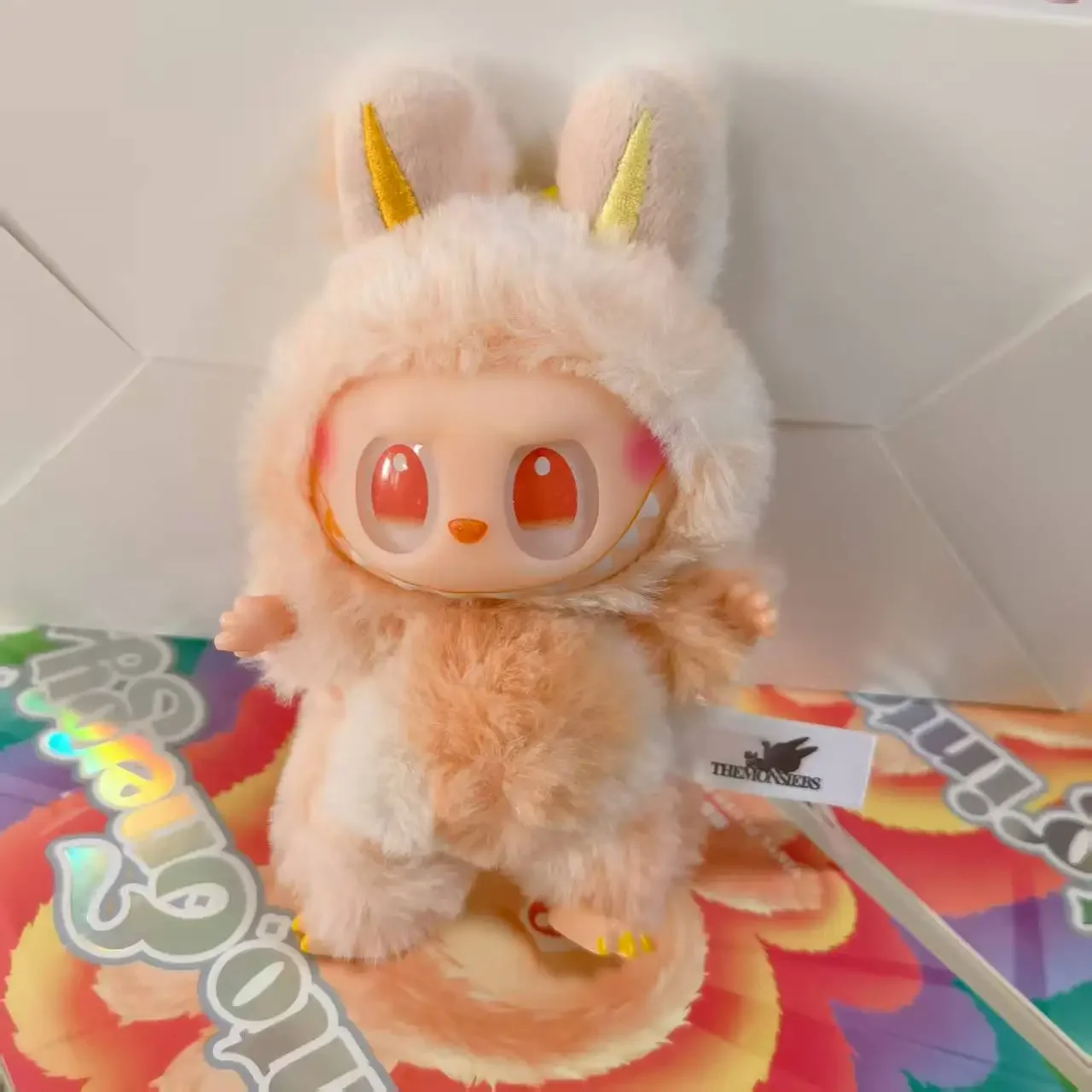 دمية بوبو من القطيفة ذات وجه فينيل عالي القيمة [الجيل الثالث] حقيبة أعمى، زخرفة سيارة بوبو الكرتونية الجميلة، ألعاب قلادة سلسلة المفاتيح.