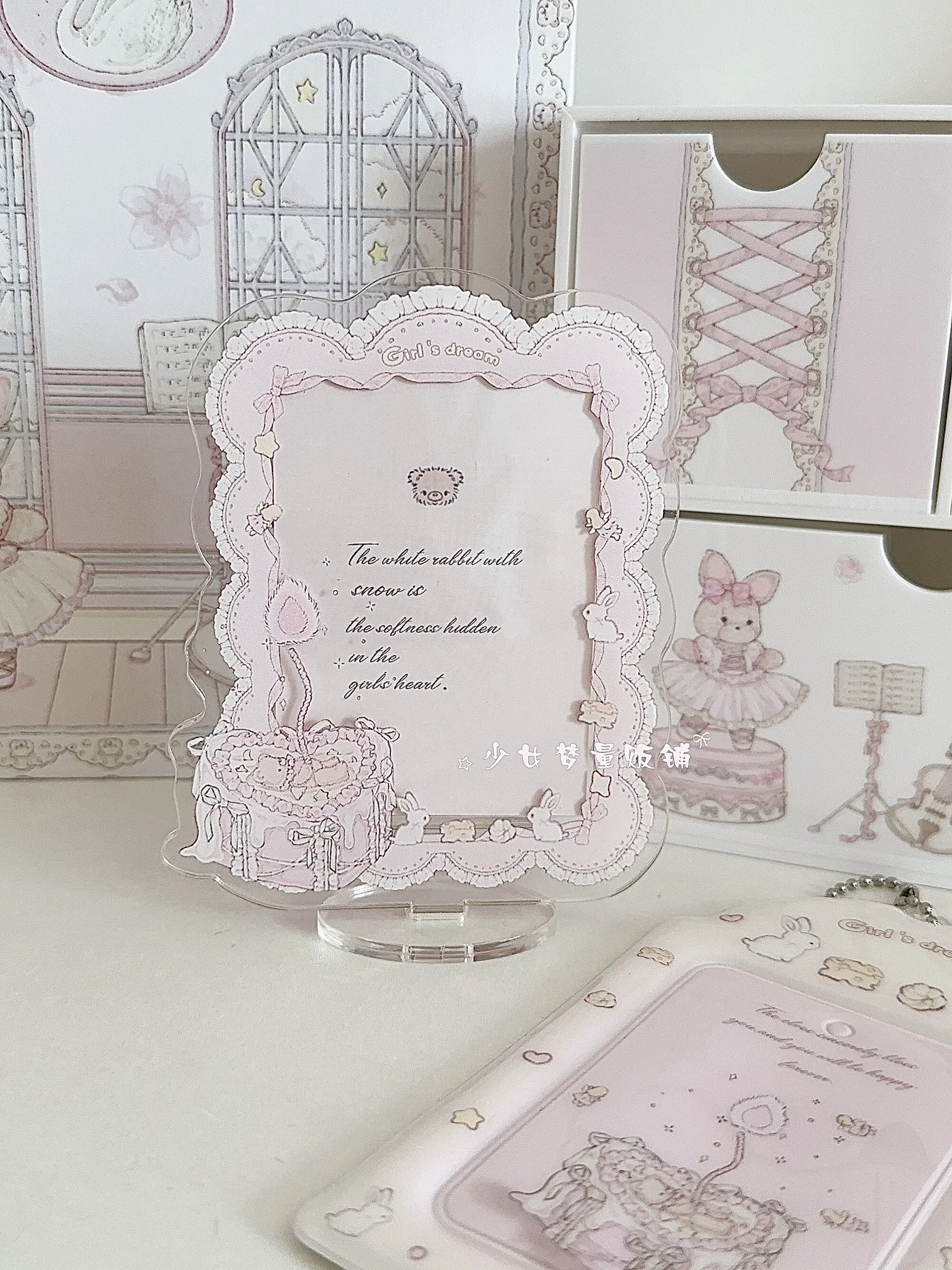 

Kawaii Bear Cake Acrylic Photo Stand Mini 3 Inch Insert Card Frame Polaroid Picture Holder Cute Desk Decor for Instax Photos