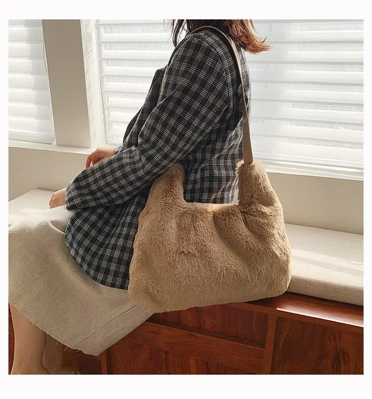 Furry Fashion Bag Female New Trend Large Capacity Plush Autumn and Winter Western Style Wild Single Shoulder Messenger