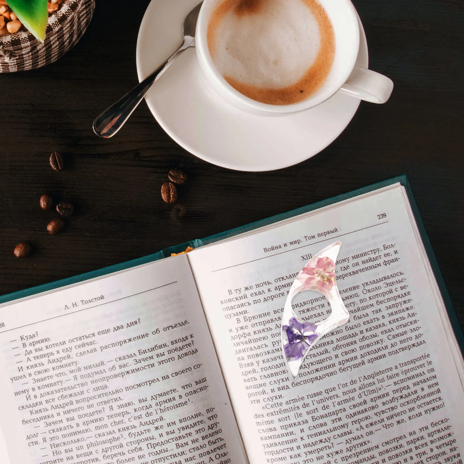 

Floral Resin Bookmark 1 Piece Creative Thumb Page Holder for Books Reading Aid Book Finger Holder Novel Accessories Book Lover