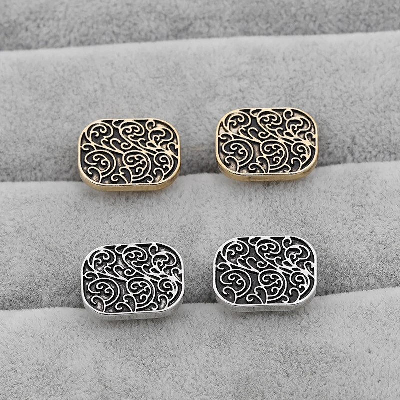 2Pcs/Set Funny Golden Silvery Retro Court Pattern Mens Cufflinks Grooms Flower Oblong Shaped Cuff Button