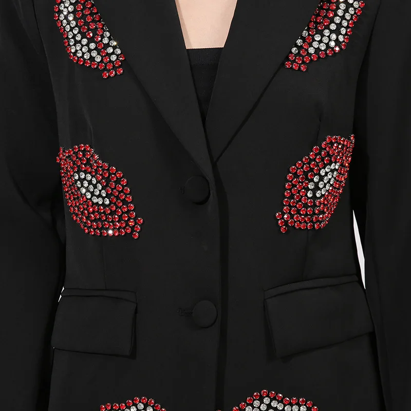 سترات سوداء فرنسية أنيقة للركاب صناعة ثقيلة نمط شفاه ماسية واحدة الصدر ضيقة متعددة الاستخدامات بدلة نسائية للخريف