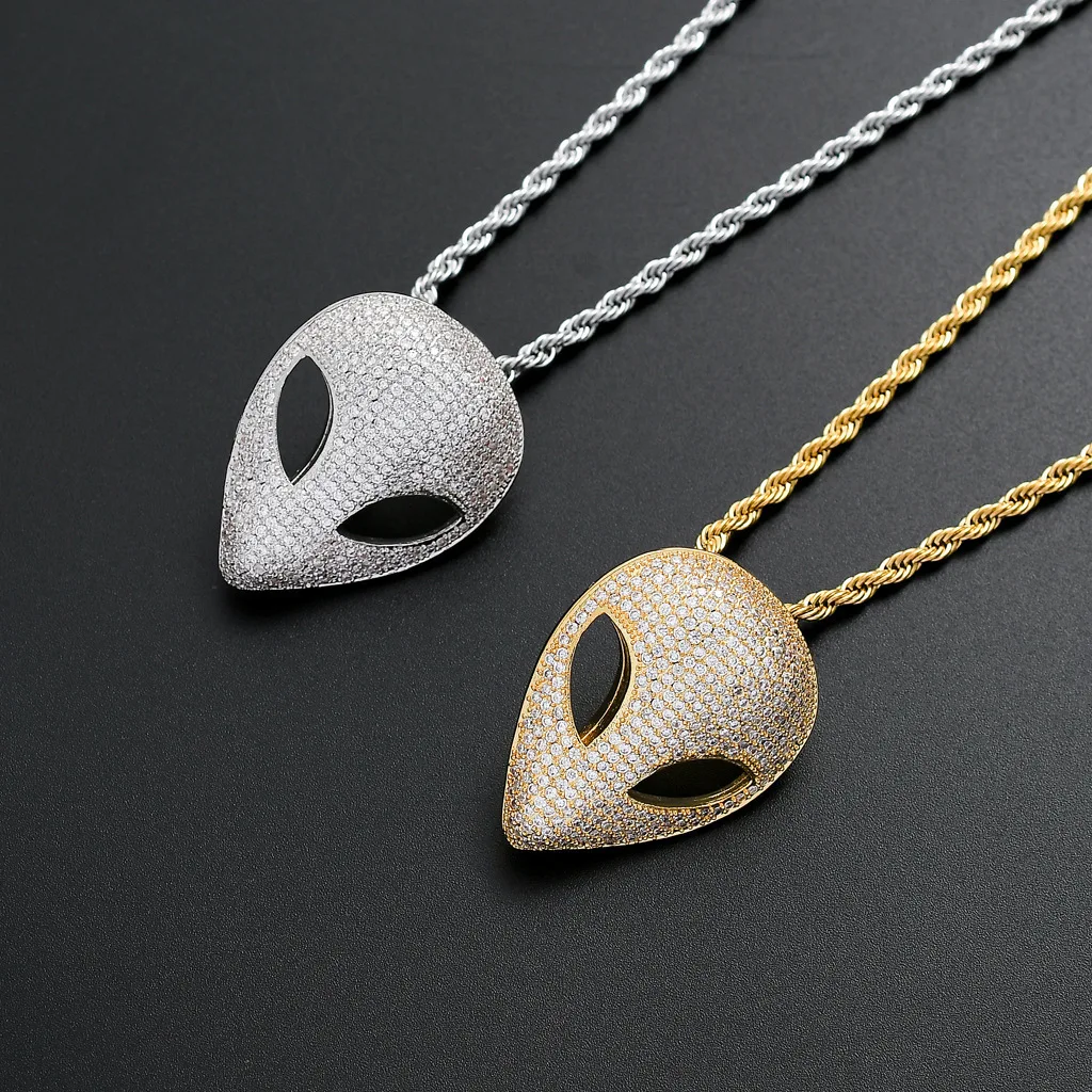 Iced Out Alien Head Pendant Necklace Full Pave Cubic Zirconia Twist Rope Chain Hip Hop Streetwear Unisex Jewelry