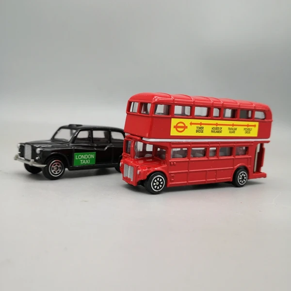 Metal 1:43 CAR Model London Taxi Double Decker Bus Set Single Box Collect Toy Figures