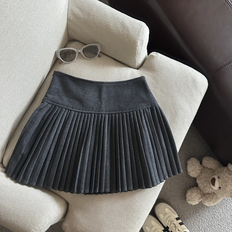 Autumn And Winter Solid High Waisted Vacation Pleated Skirt Women Elegant College Style Versatile Sexy Short Skirt Simple Trendy