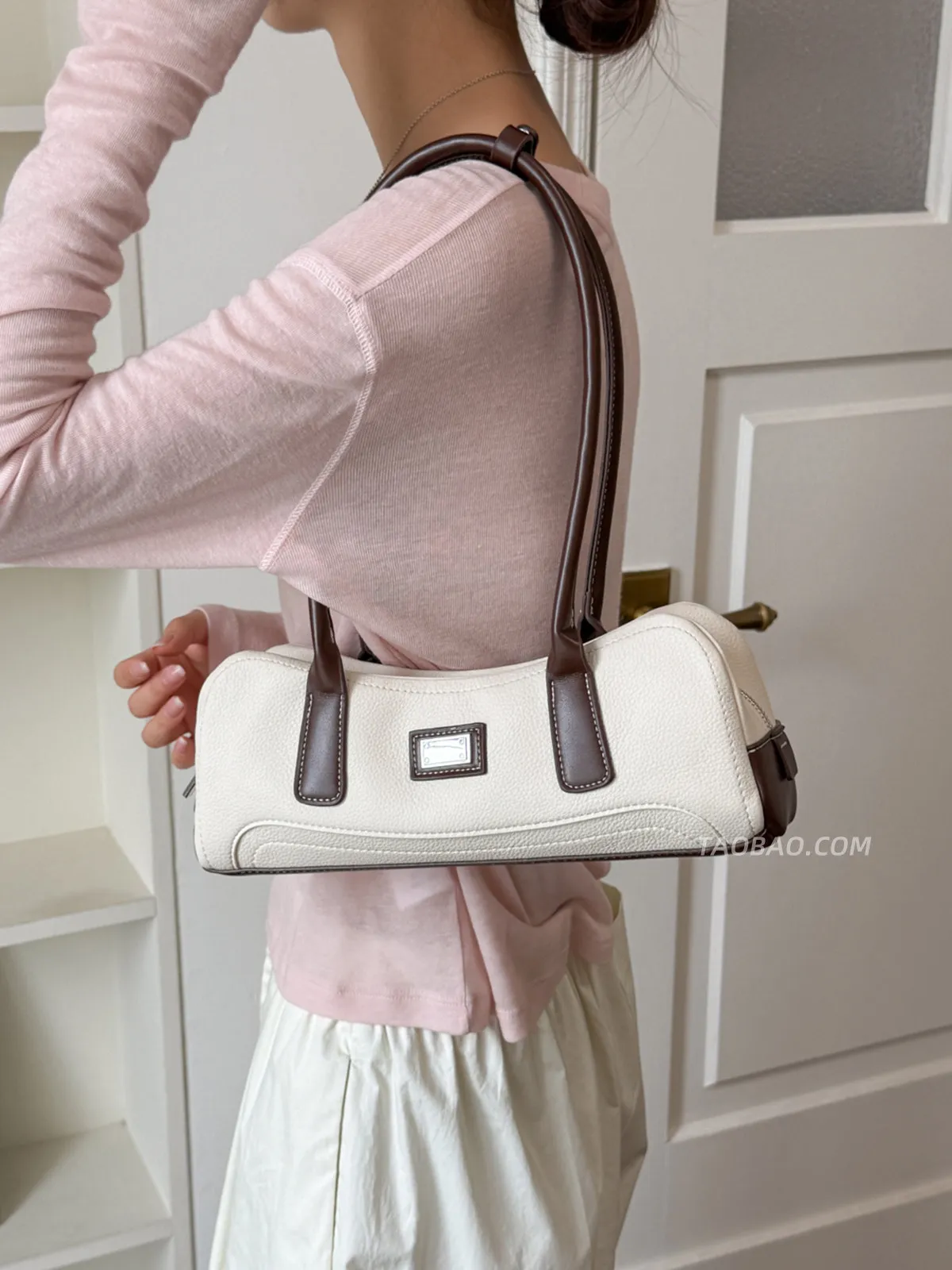 Women Retro Underarm Shoulder Bag Contrast Color Long Cylinder Handbag Casual Zipper Top Handle Purse for Daily Commute