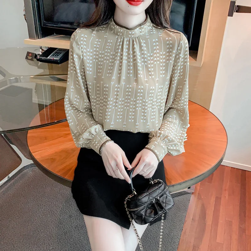 New Spring and Autumn Women\'s Stand Collar Lantern Sleep Loose Korean Shirt Printed Polka Dot Fashion Casual All Match Tops