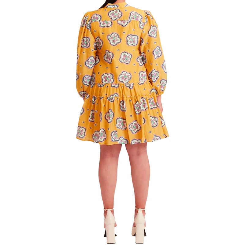 Vestido boêmio plus size, gola alta com estampa tribal com mangas de sete quartos e camisa com carcela aberta, vestido casual