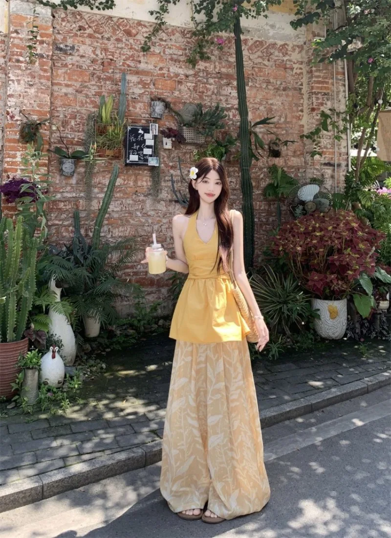 

Dopamine Style Bright Yellow Halter Top High Waisted Wide Leg Pants Two Piece Set for Island Vacation Summer Hot Sale Outfit​