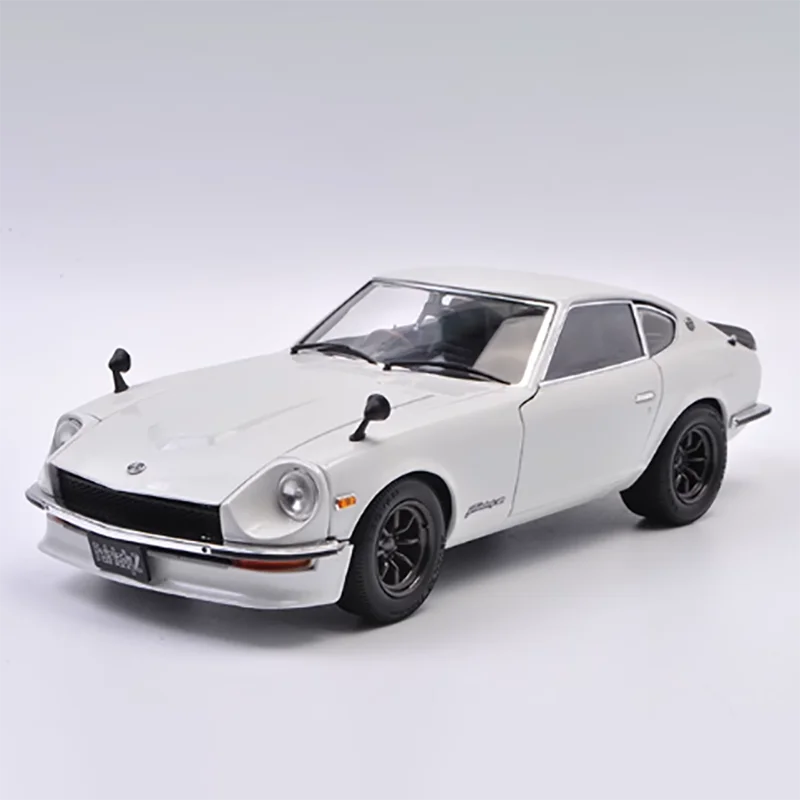 

Nissan 240Z Demon Z Original Factory 1:18 Bay Midnight Simulation Alloy Car Model Decoration Collectibles Gift