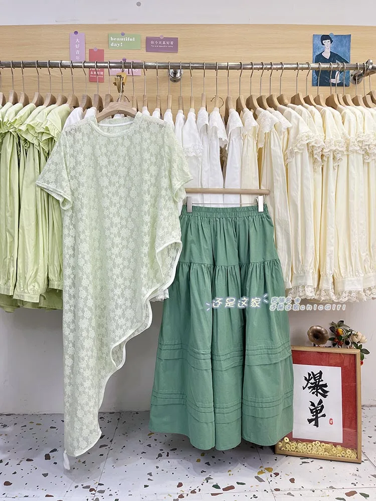 2025 sommer Neue Japanische Mori Unregelmäßigen Saum Spitze Hemd Gestapelt Kurzen ärmeln T-shirts Top Lose Beiläufige Medium Lange T-shirt kleid