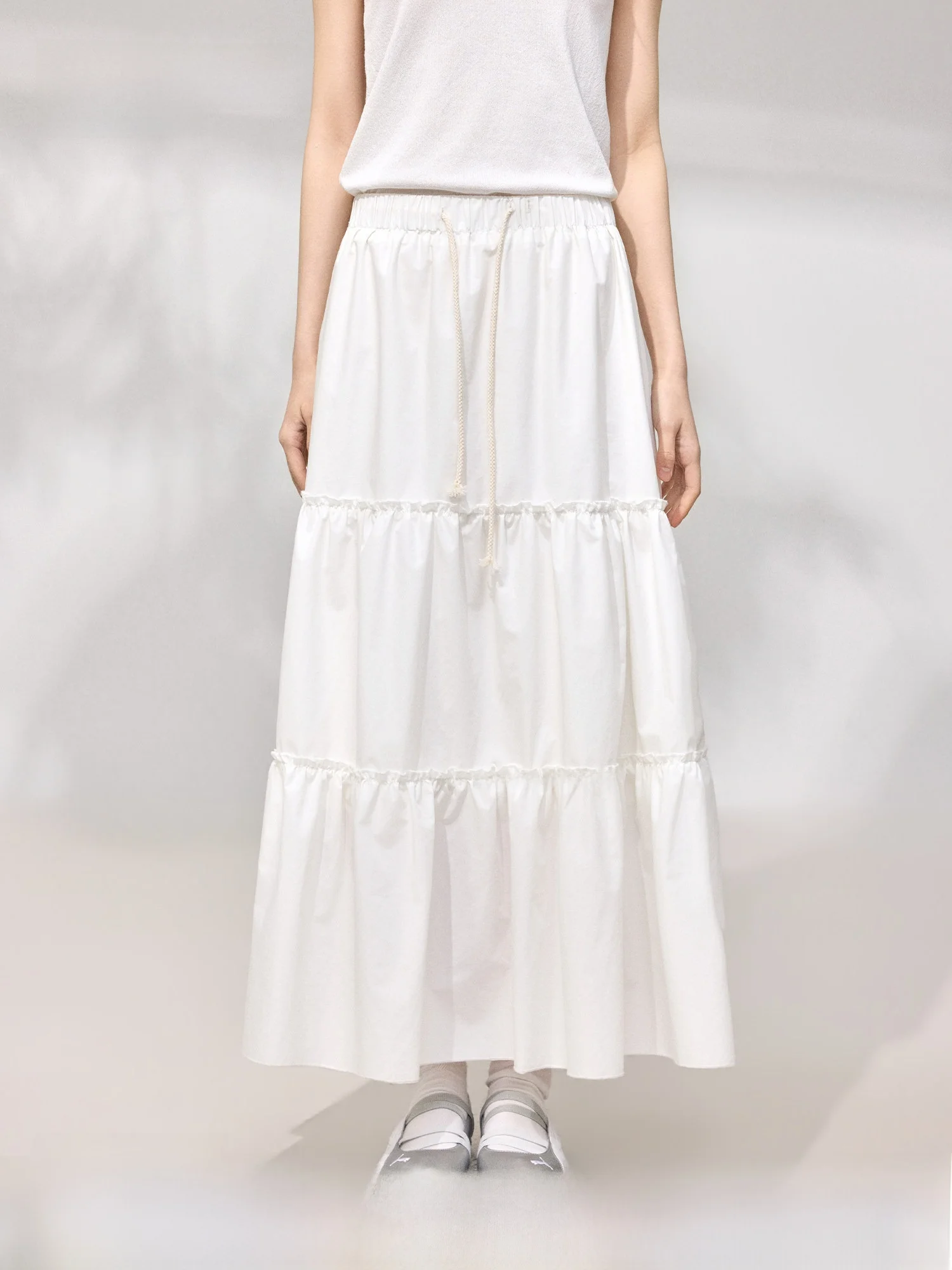 

White A-Line Skirt Women's Spring Slimming Versatile Gentle Temperament Cake Skirt High Waist Casual Style Streetwear