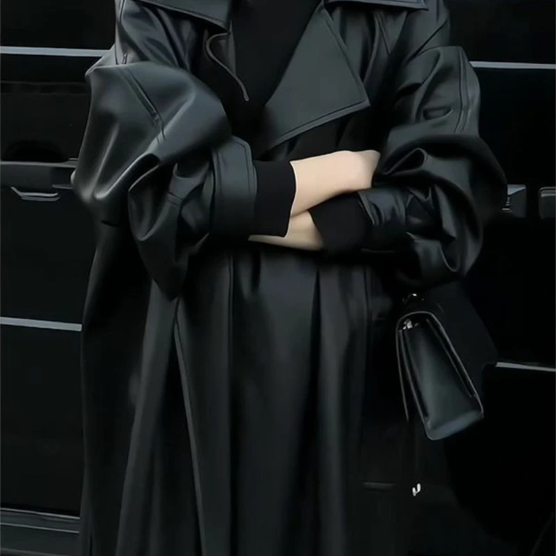 2025年秋ファッション ハイエンド 個性派 ラペル スリムフィット 膝丈 レザー ジャケット レディース