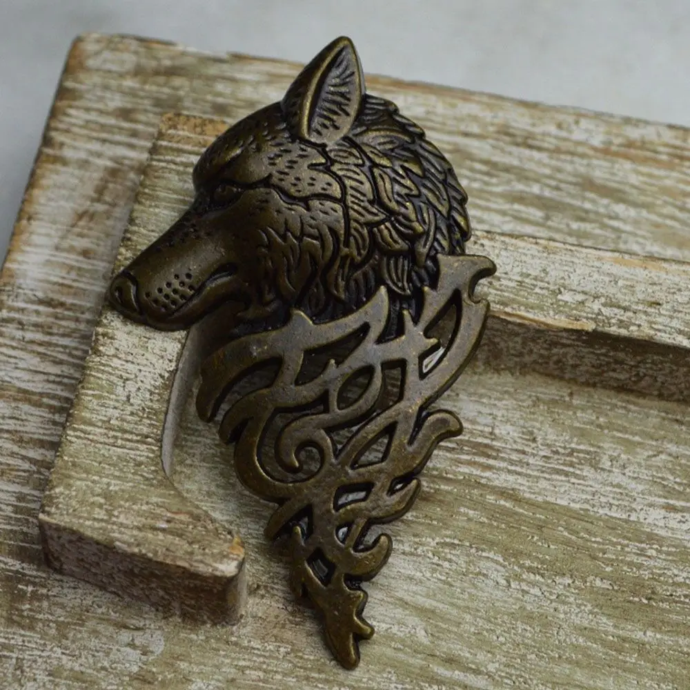 Gift Retro Women Black Metal Viking Shirt Accessory Stick Wolf Head Brooch Lapel Pin Badge