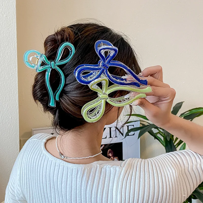 AISHG New Korean Edition Elegant Butterfly Knot Hairpin Women Fashion Temperament Plate Hair Shark Clip Cute Hair Accessories