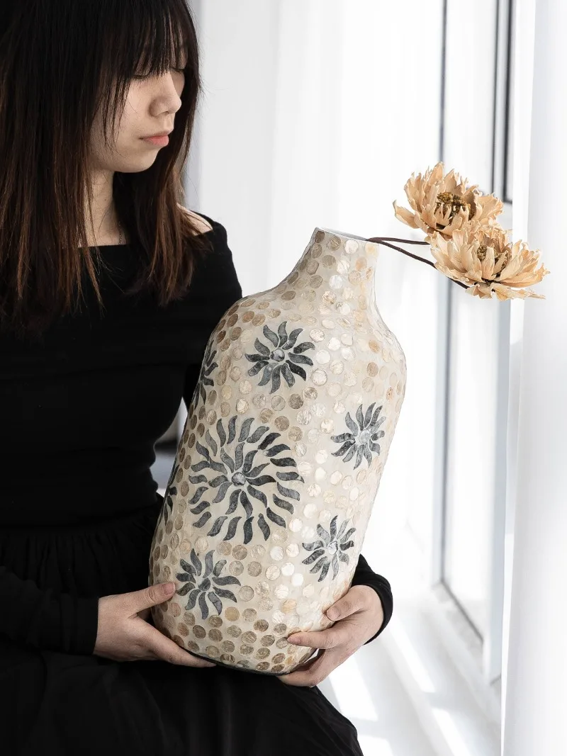 French Creative Handmade Shell Dried Flower Vase Household Ornament Ornament Tabletop Nutella Painted Fritillary Flower Arranger