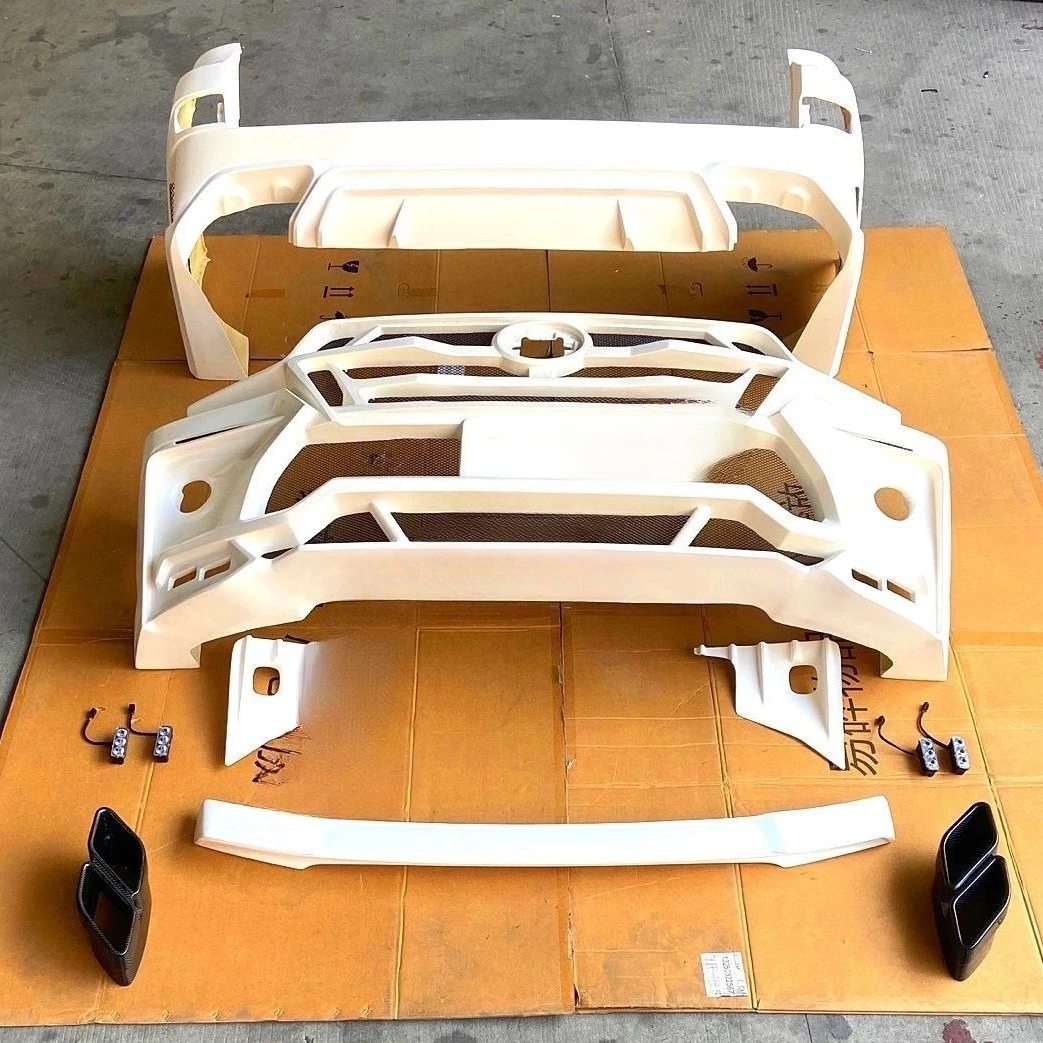Auto Parts Modified Body Kit for Lanku Land Cruiser LC200 Front and rear bumper body kit